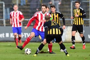 Eintracht-Capitano Philipp Koch bereitete den Führungstreffer vor. Foto: KBS-Picture