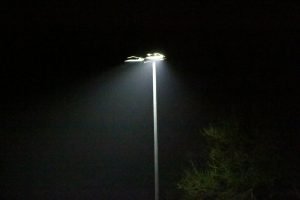 Fiel für über zwanzig Minuten komplett aus: Das Flutlicht am Blomkamp versagte. Foto: Heiden