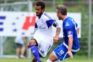 Samuel Louca (li.) kickt in der kommenden Spielzeit im Dassendorf-Jersey. Foto: KBS-Picture