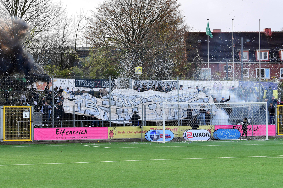 Teutonia 05, Fans